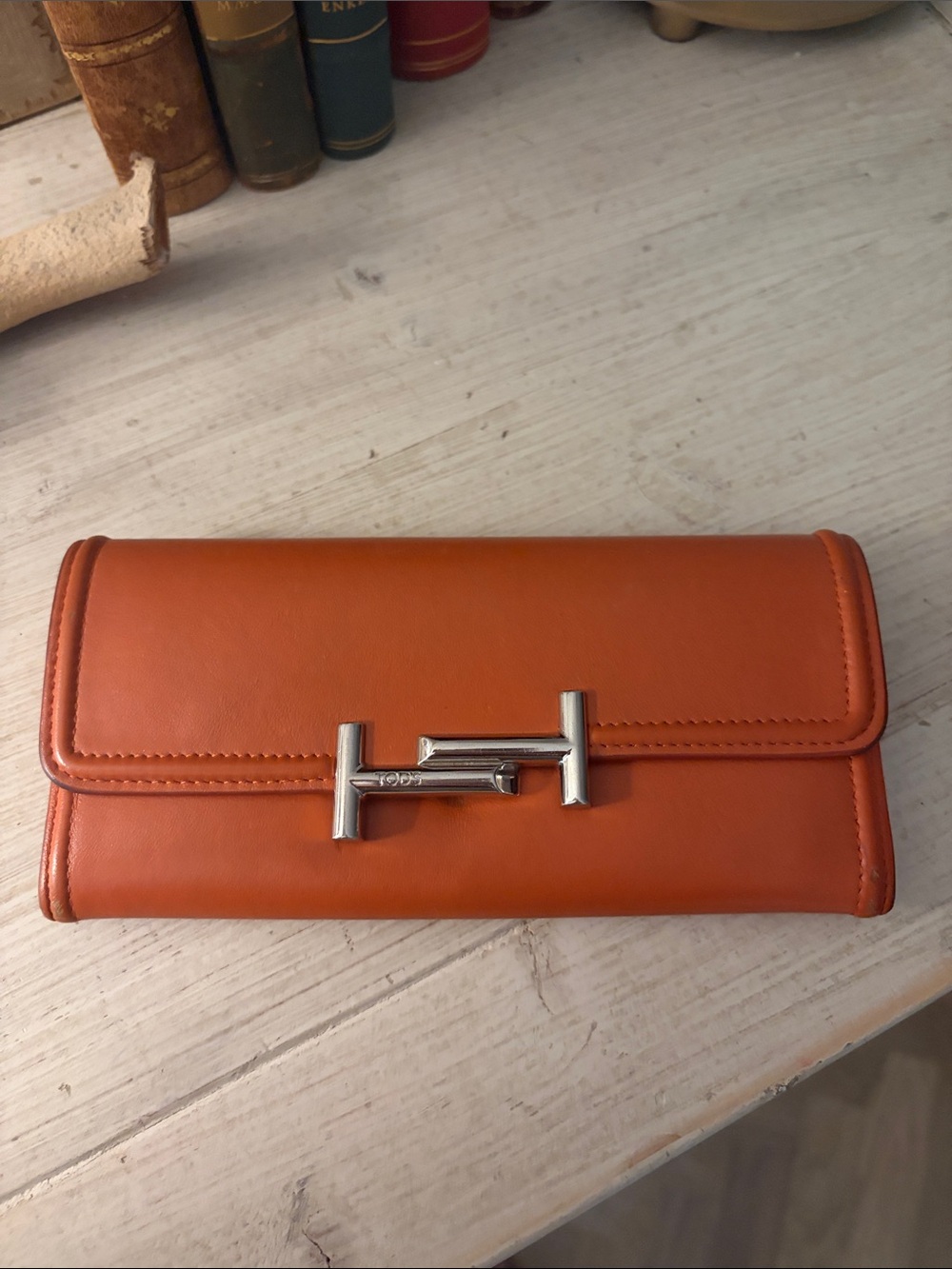 Tod’s Double T leather wallet - Picture 2 of 13